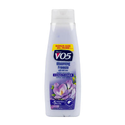 vo5 blooming freesia conditioner- 15oz -- 6 per case