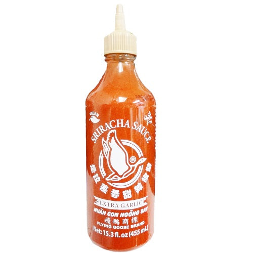 f.g sriracha sauce 455ml extra garlic -- 12 per case